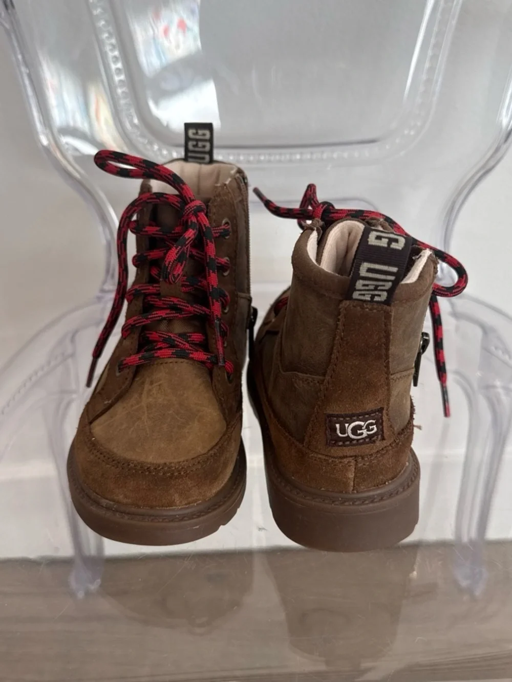 UGG traction kids red
